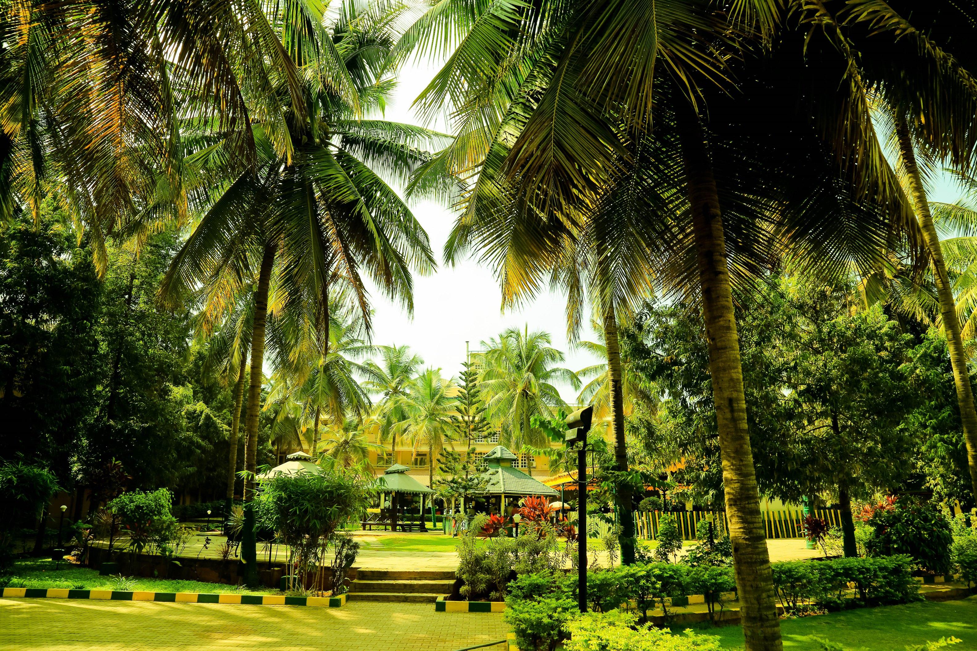 Royal Orchid Resort & Convention Centre, Yelahanka Bangalore Exterior photo