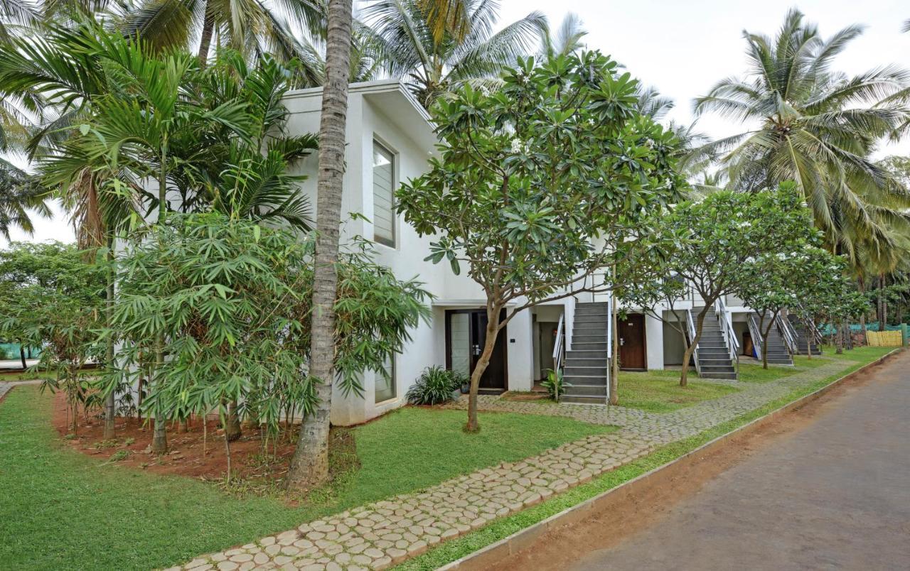 Royal Orchid Resort & Convention Centre, Yelahanka Bangalore Exterior photo